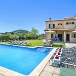 Villa Hort De Siller By *