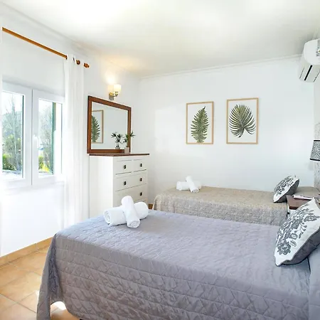 Вилла Hort De Siller By Поланко