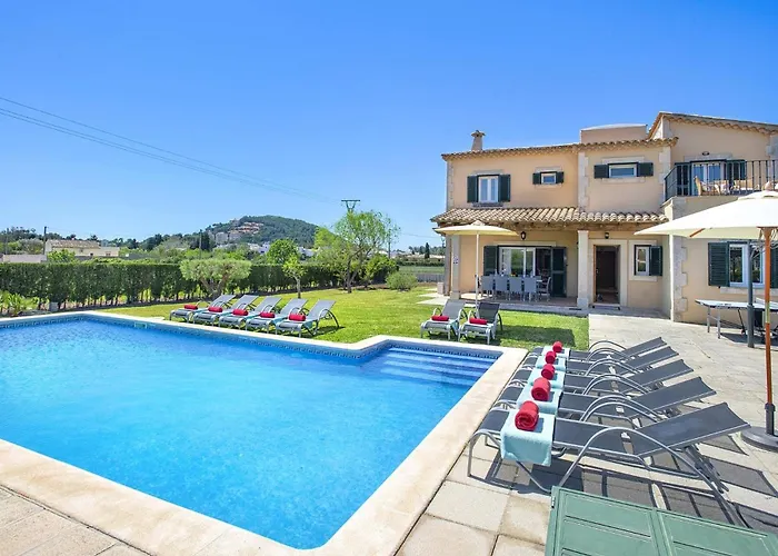 Villa Hort De Siller By *