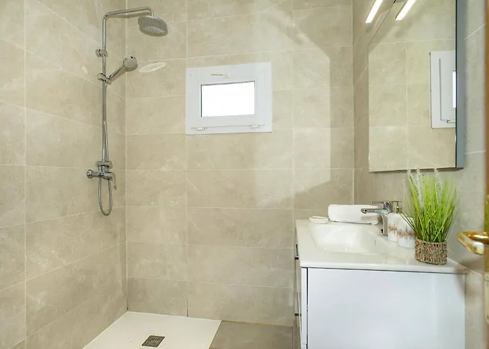 Hort De Siller By Villa *